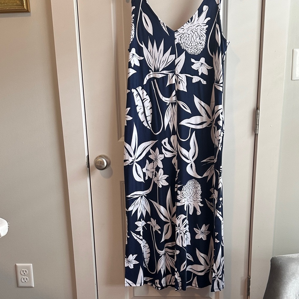 Cuddl Duds Navy & White sleeveless one-piece jumpsuit